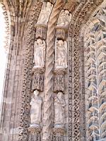 Albi, Cathedrale Ste Cecile, Entree a baldaquin, Statues de l'entree